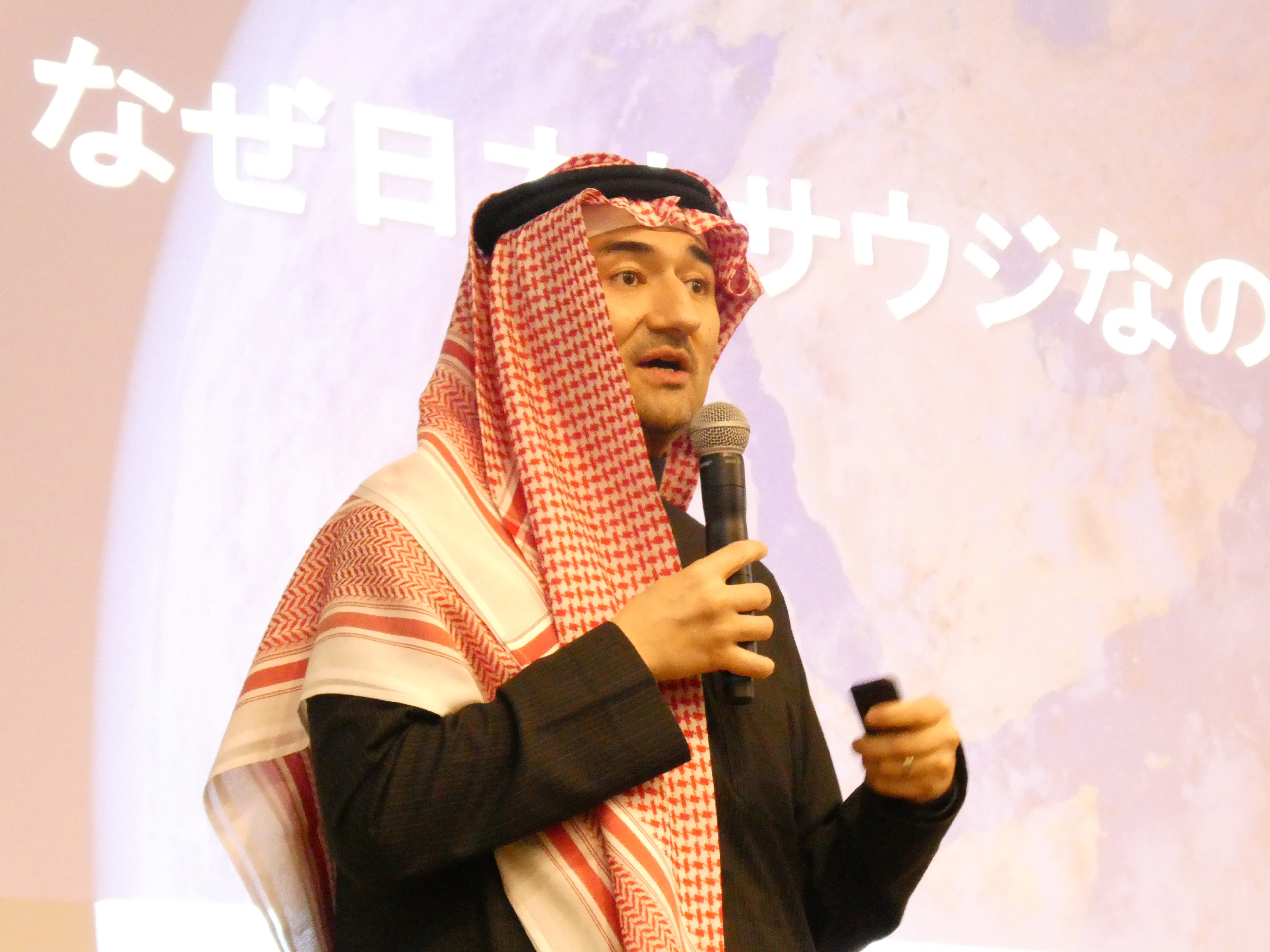 マンガプロダクションズCEO ブカーリ・イサム氏